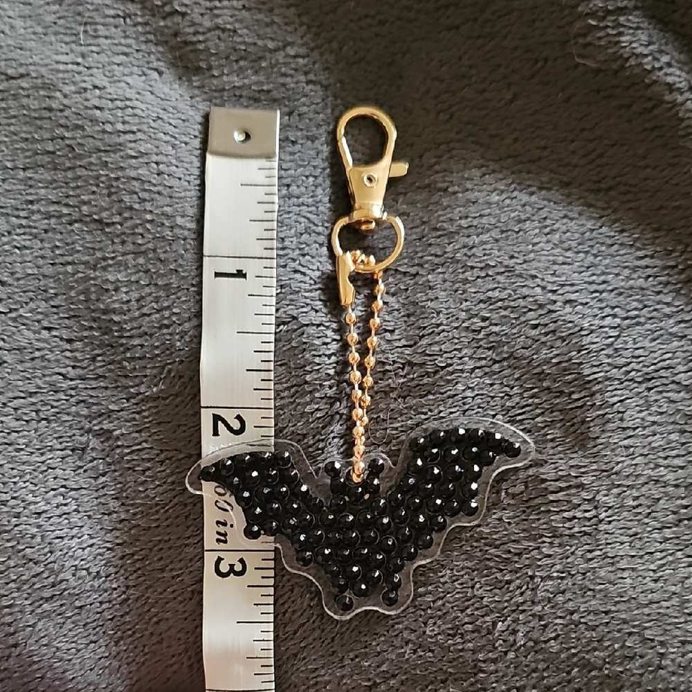 Black Rhinestone Bat Keychain - Picture 2 of 3